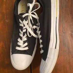 Black converse new w/out tags.